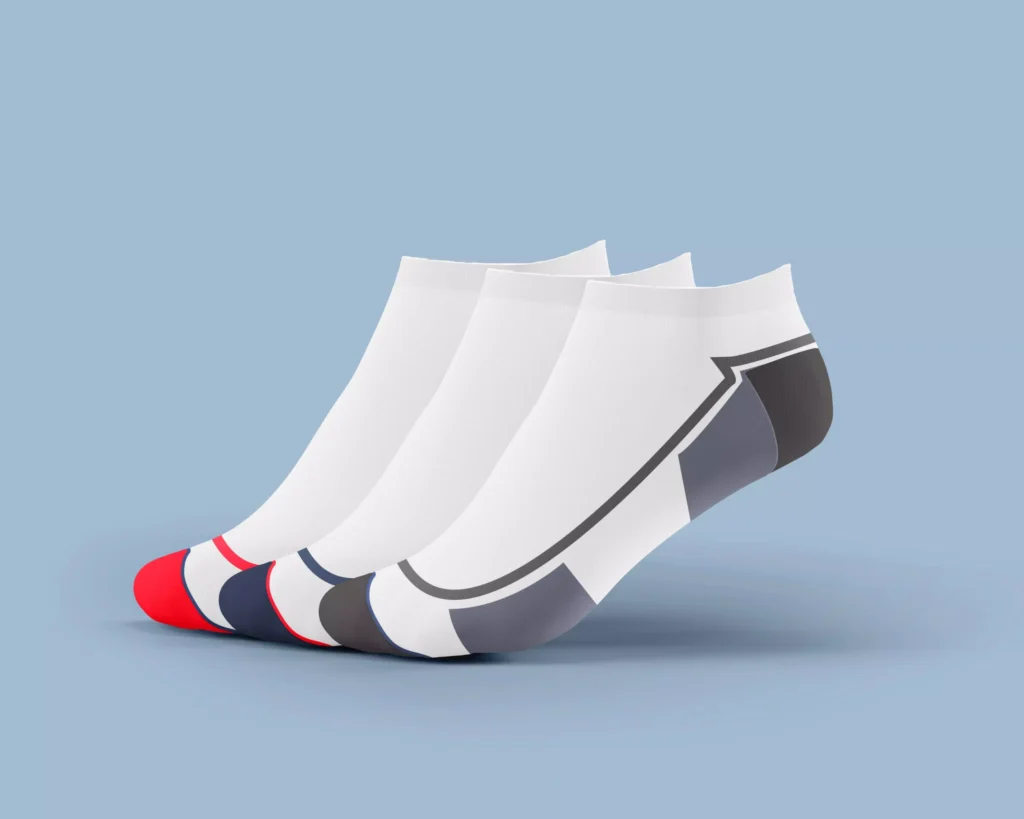 Men's Low Half Cushioned Socks – White 3-Pack with red and grey accents made from Egyptian cotton for breathable, padded comfort – Stitch