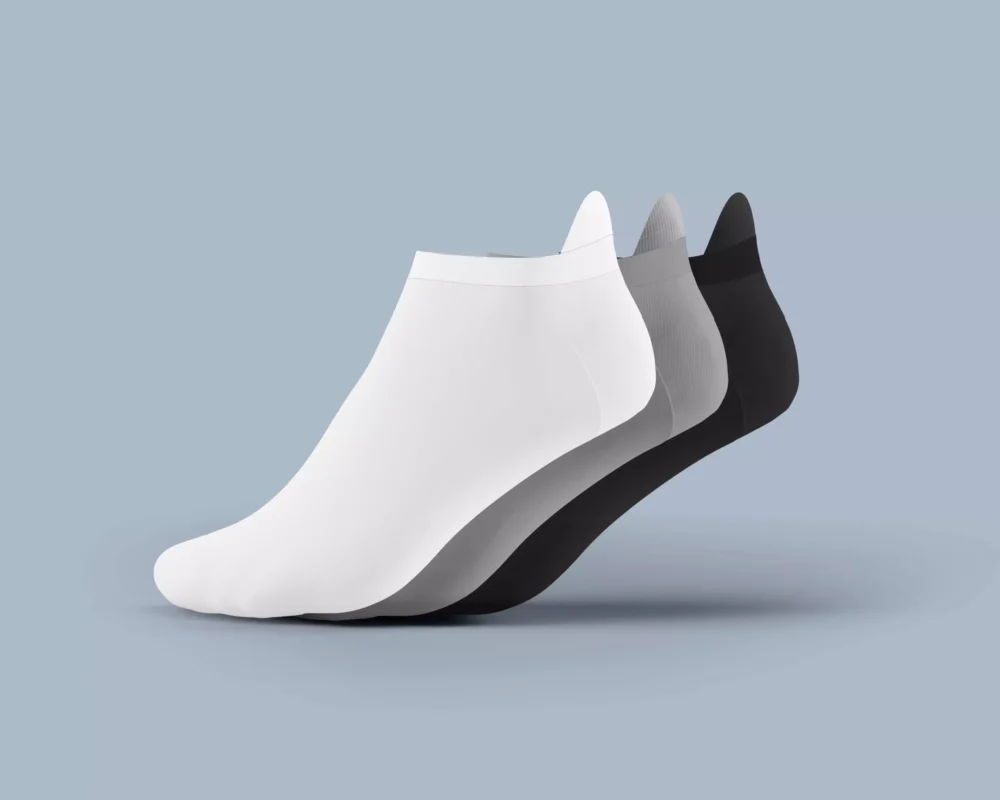 Men's Low Heel Shield Socks – 3-pack with anti-slip heel grip in black, white, and gray Lightweight low cut socks for men – reinforced heel zone with breathable cotton Heel shield socks for men – no-slip fit and flat seam for all-day motion Men’s socks with heel grip – Egyptian cotton stretch comfort for gym and casual wear