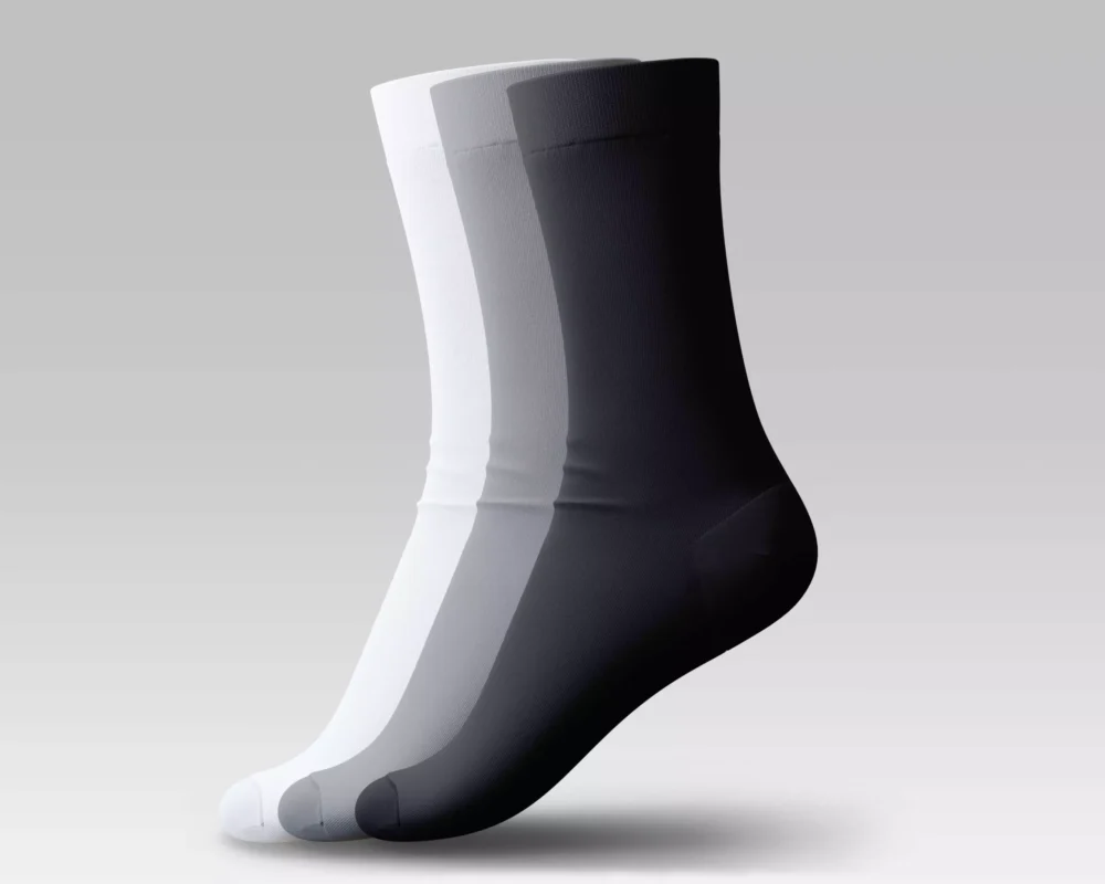 Women's Classic Socks – 3-Pack in neutral colors made from Egyptian cotton with light cushioning for all-day comfort by Stitch