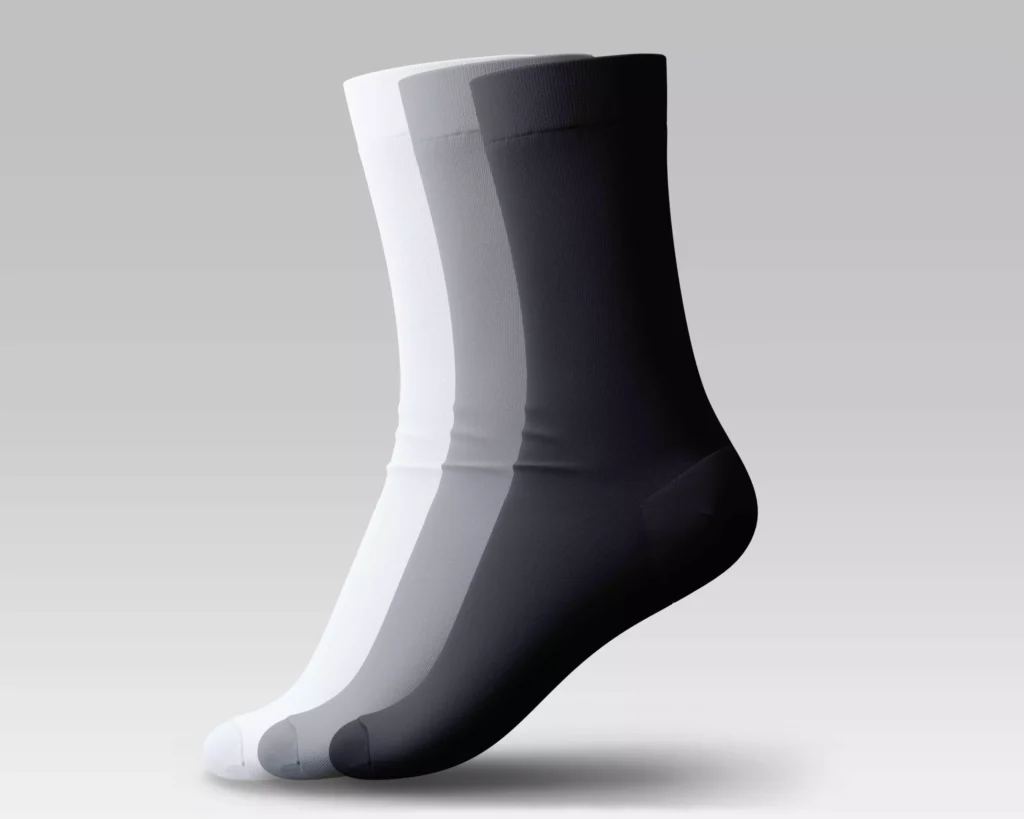Women's Classic Socks – 3-Pack in neutral colors made from Egyptian cotton with light cushioning for all-day comfort by Stitch